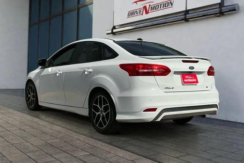 2017 Ford Focus SEL