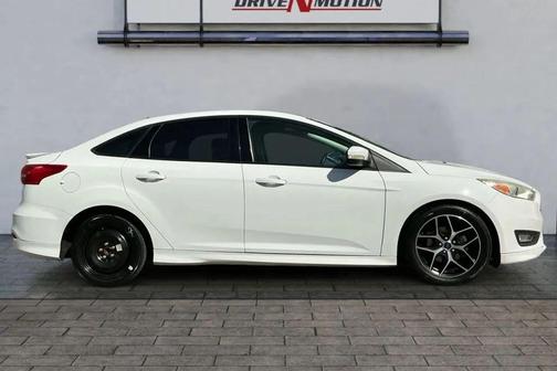 2017 Ford Focus SEL
