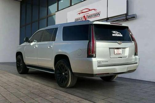 2018 Cadillac Escalade ESV Sport