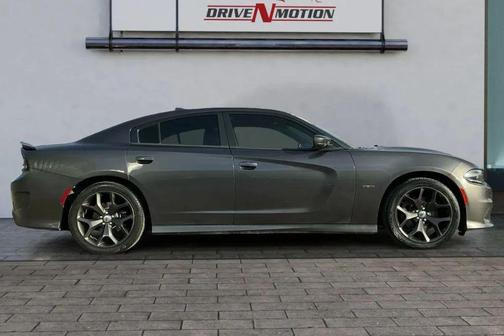 2019 Dodge Charger R/T