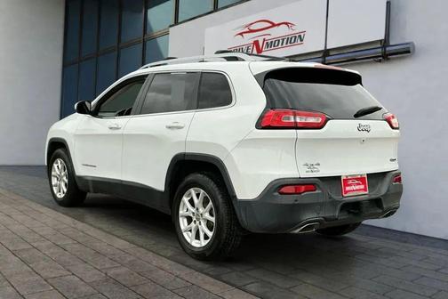 Bright White Clearcoat 2017 Jeep Cherokee Sport