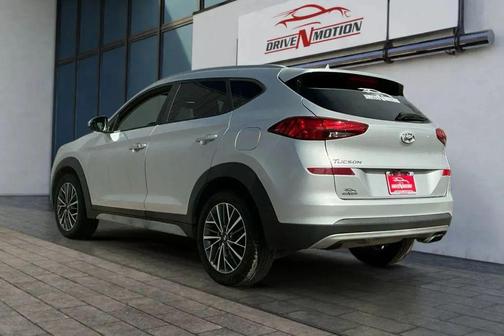 2019 Hyundai TUCSON SE
