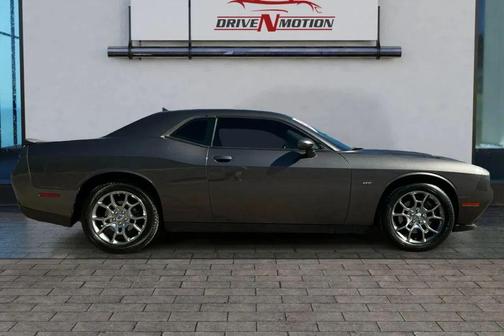 2017 Dodge Challenger GT