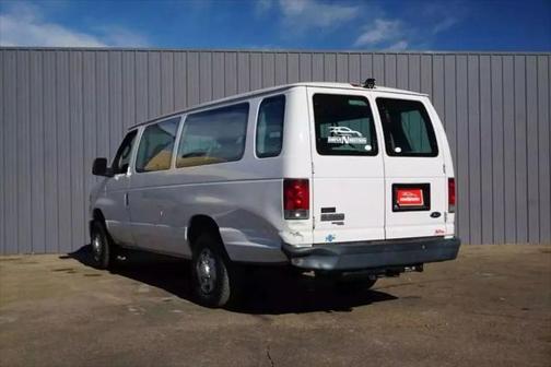2008 Ford E350 Super Duty XL Wagon
