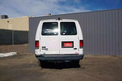 2008 Ford E350 Super Duty XL Wagon