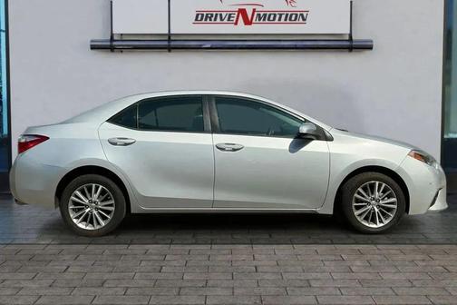 2015 Toyota Corolla LE Plus
