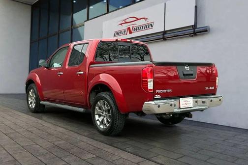 Lava Red 2015 Nissan Frontier SL