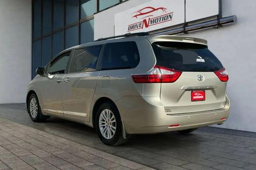 2017 Toyota Sienna Limited