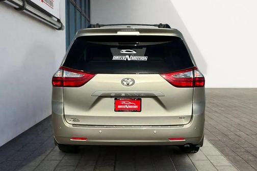 2017 Toyota Sienna Limited