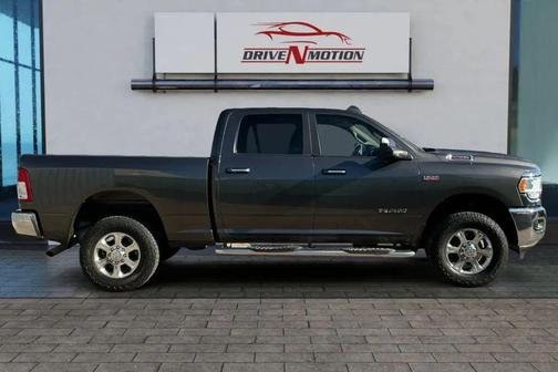 2019 RAM 2500 Big Horn Crew Cab 4x4 6'4' Box