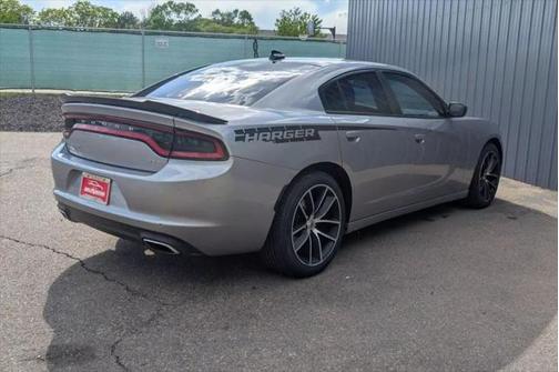 2017 Dodge Charger SXT