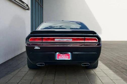 Bright White Clearcoat 2014 Dodge Challenger SXT