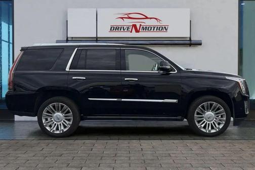 2020 Cadillac Escalade Platinum