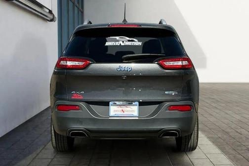 2017 Jeep Cherokee Sport