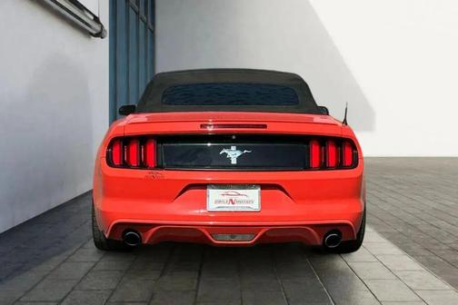 2015 Ford Mustang V6