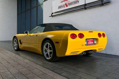 2003 Chevrolet Corvette Base