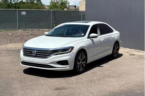 2022 Volkswagen Passat 2.0T SE