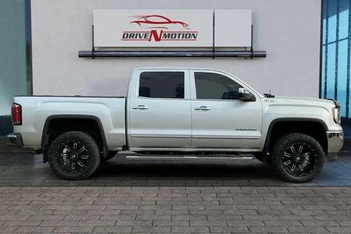 2017 GMC Sierra 1500 SLT