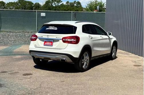 2016 Mercedes-Benz GLA-Class 4MATIC