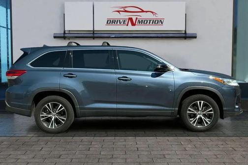2019 Toyota Highlander LE Plus