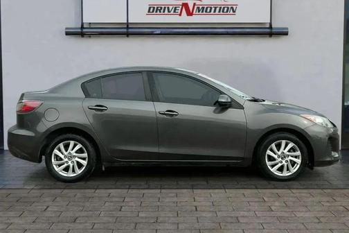 2013 Mazda Mazda3 i Touring