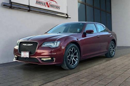 2018 Chrysler 300 S