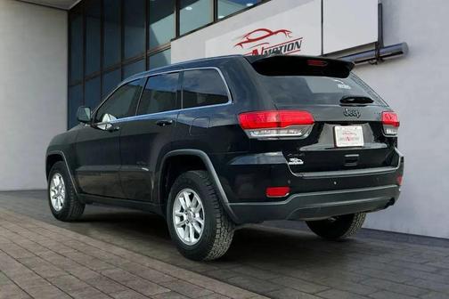 2019 Jeep Grand Cherokee Laredo