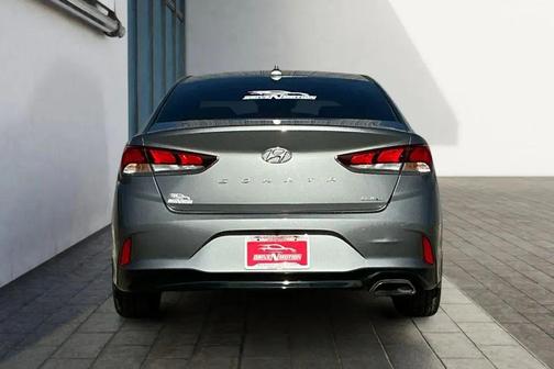 2018 Hyundai SONATA Limited