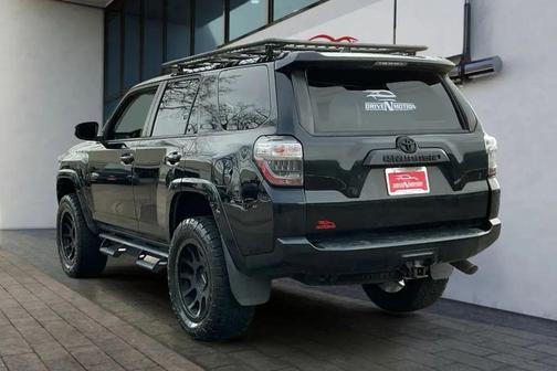 2018 Toyota 4Runner SR5 Sport Utility 4D
