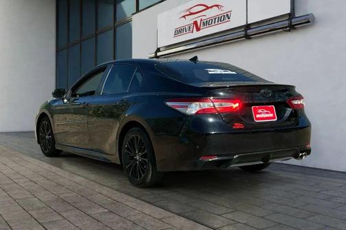 2020 Toyota Camry SE