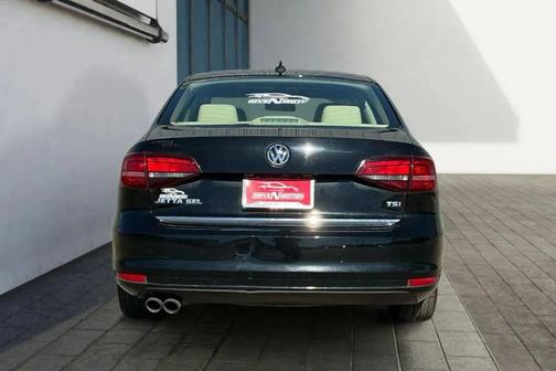 2017 Volkswagen Jetta 1.8T SEL