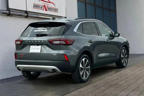 2023 Ford Escape Platinum