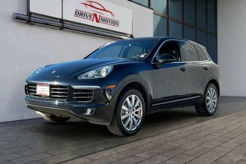2015 Porsche Cayenne Cayenne