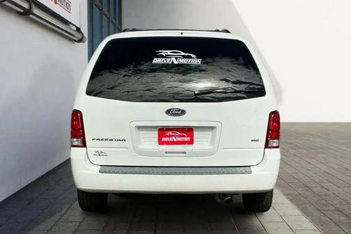 2005 Ford Freestar SE