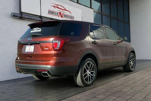 2016 Ford Explorer Sport