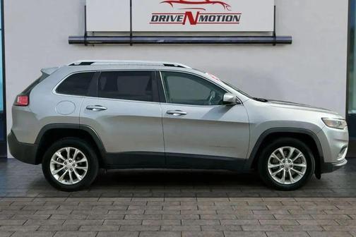 Billet Silver Metallic Clearcoat 2019 Jeep Cherokee Latitude