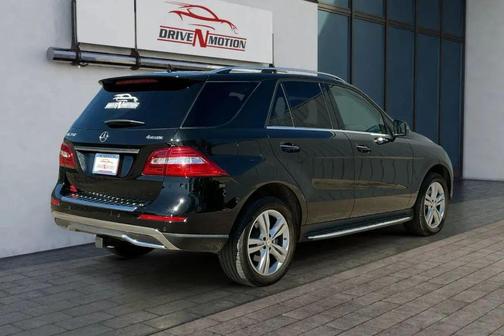 2015 Mercedes-Benz M-Class 4MATIC