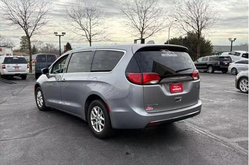 2020 Chrysler Pacifica Touring