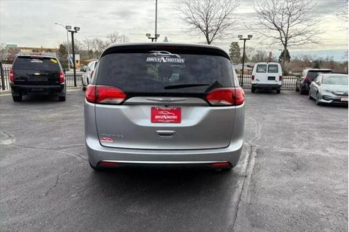 2020 Chrysler Pacifica Touring