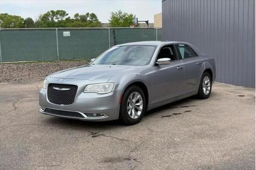 2016 Chrysler 300C Base
