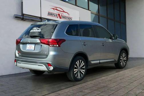 2019 Mitsubishi Outlander SEL