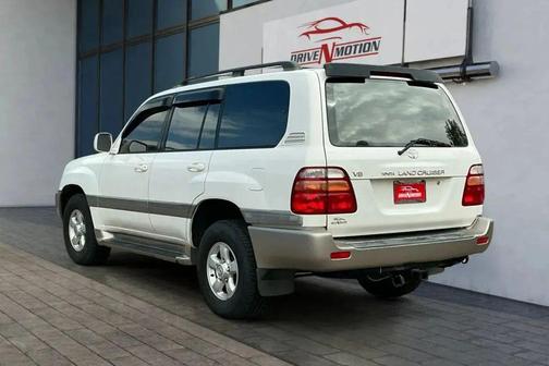 2000 Toyota Land Cruiser Base