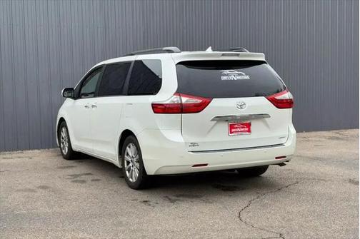 2017 Toyota Sienna Limited