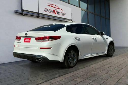 2019 Kia Optima LX