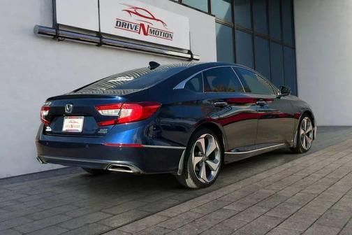 2018 Honda Accord Touring 2.0T