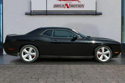 2009 Dodge Challenger SRT8