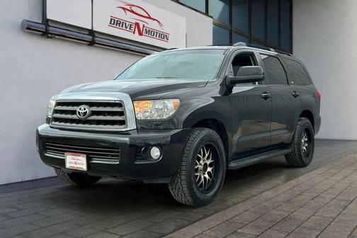 2016 Toyota Sequoia SR5