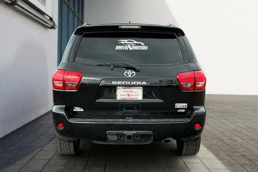 2016 Toyota Sequoia SR5