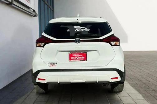 2021 Nissan Kicks S