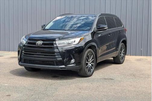 2018 Toyota Highlander SE